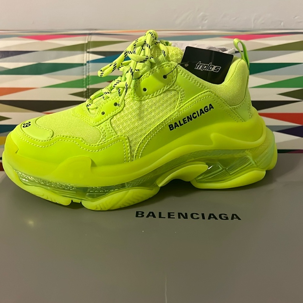 Triple S Clear Sole Fluorescent